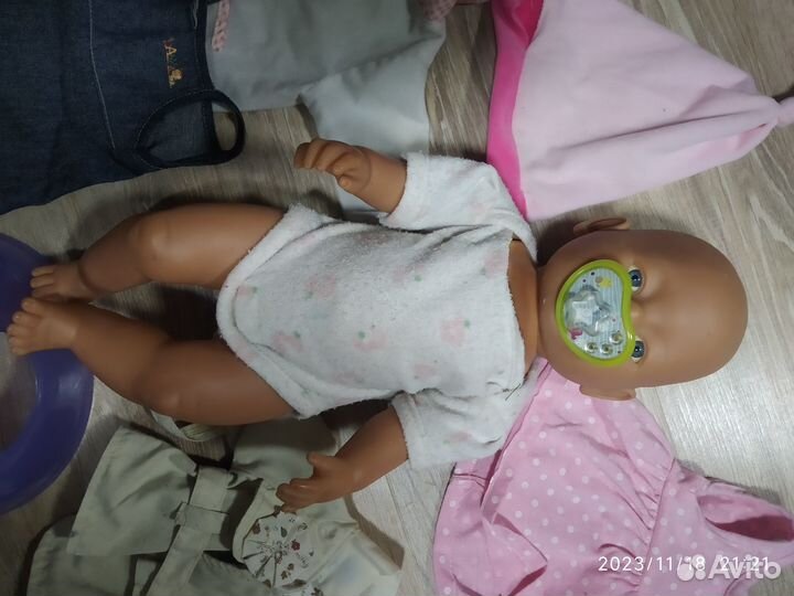 Кукла бэби борн