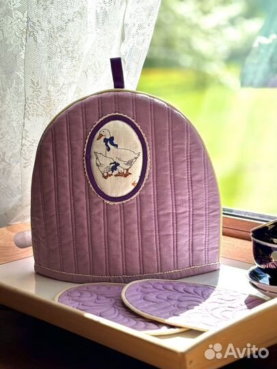 Кухонный набор: грелка на чайник + 2 подст. д/чаш