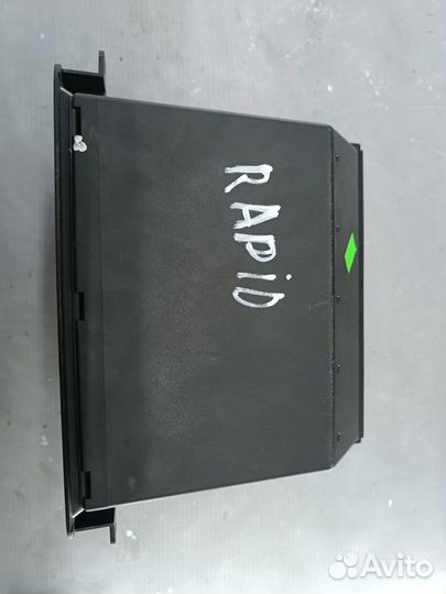Ящик передней консоли Skoda Rapid