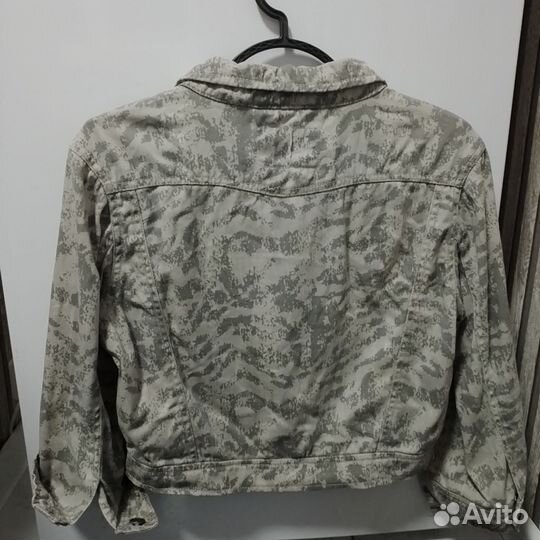 Джинсовая куртка женская