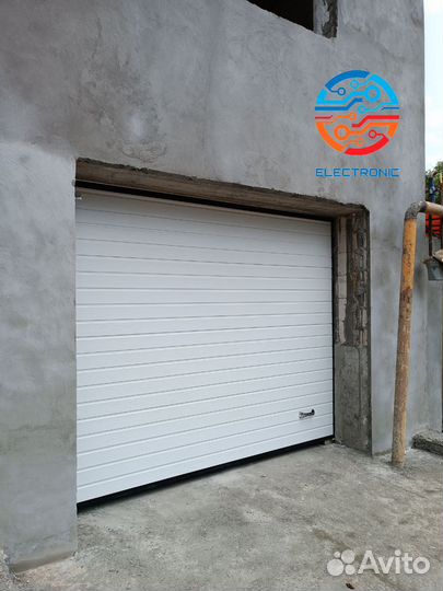 Секционные ворота