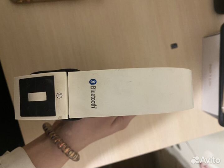 Продам наушники bluetooth рабочие