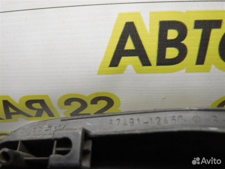 Крышка зеркала внутренняя правая Toyota Corolla