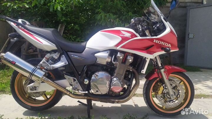 CB 1300 boldor