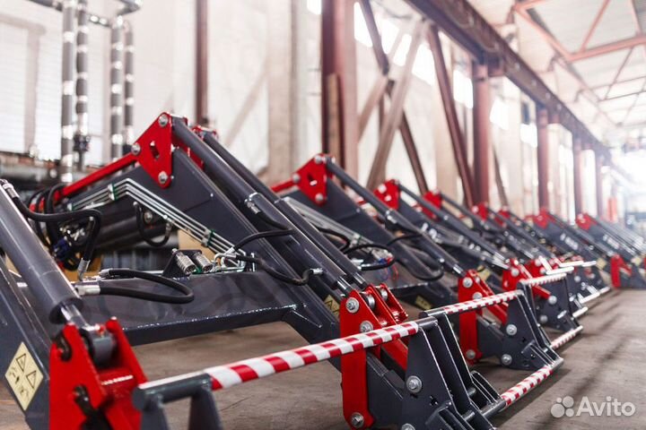 Фронтальный погрузчик T-219 (800) Metal-Fach