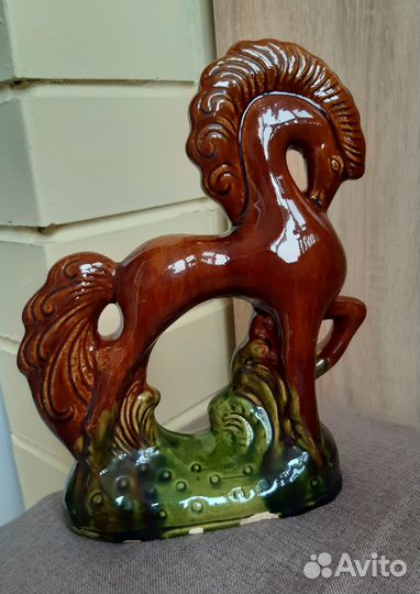 Статуэтка Конь. Старая гжель. Майолика. Керамика