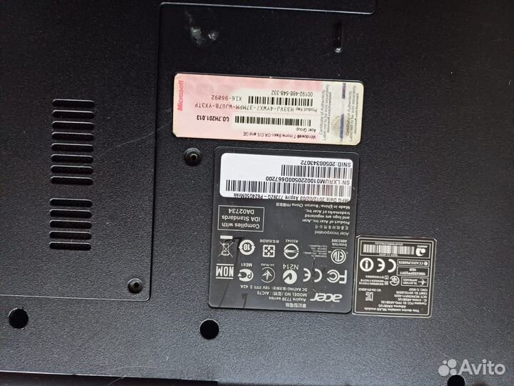 Продам ноутбук на запчасти