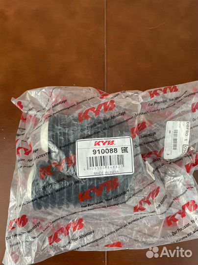 Отбойник с пыльником KYB