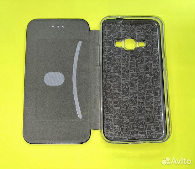 Чехлы Samsung Galaxy J1 2016. Есть книжки