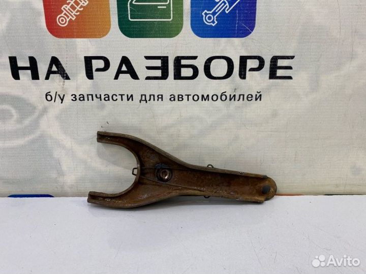 Вилка сцепления Toyota Corolla 150 4ZZ-FE 2007