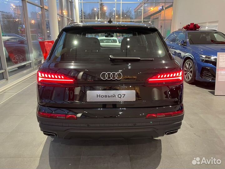 Audi Q7 2.0 AT, 2024