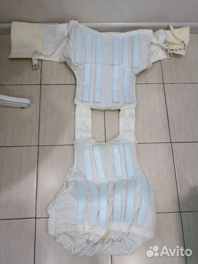 Белый Красивый Бронежилет Визит *Бронеплиты +