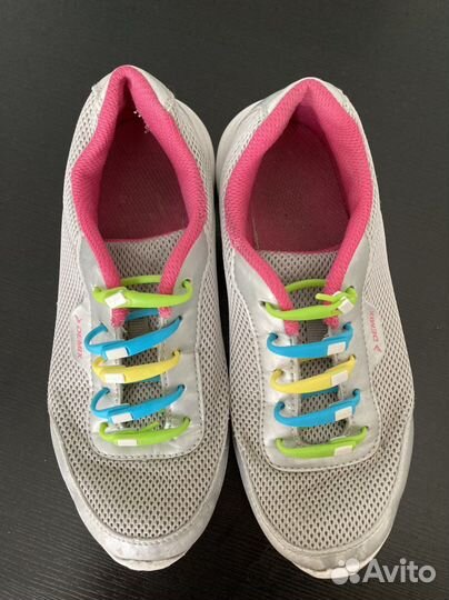 Кроссовки детские
