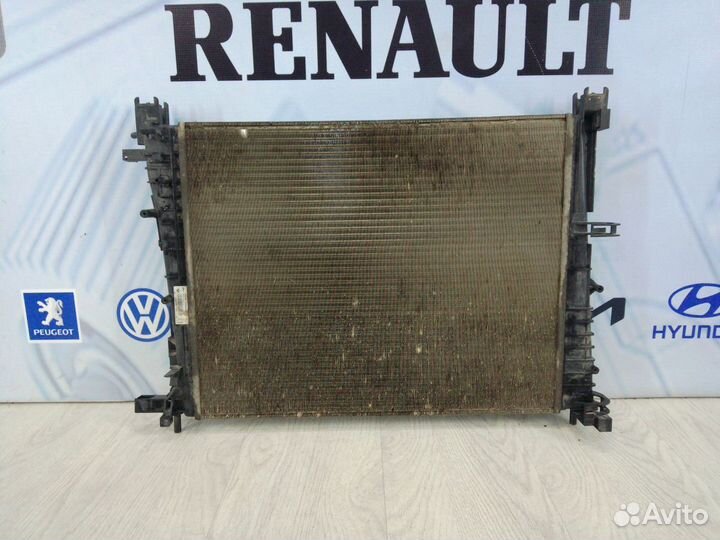 Радиатор охлаждения двигателя основной Renault log
