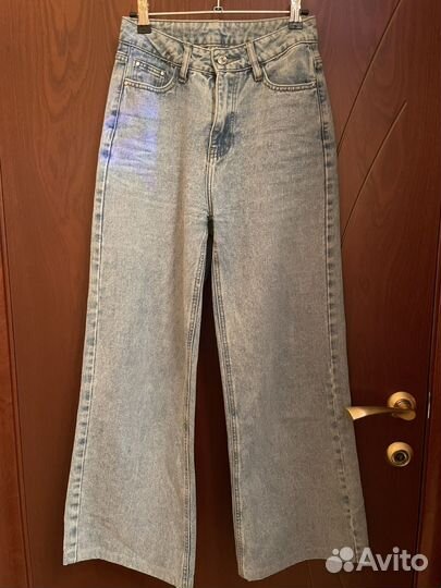 Джинсы женские широкие 40 42