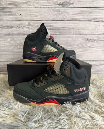 Nike air Jordan 5 gore Tex off noir