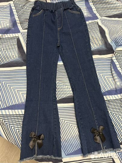 Джинсы новын р122-128