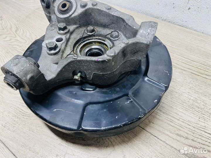 Ступица задняя правая Nissan Murano 51