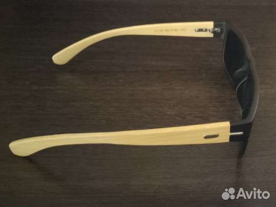 Солнцезащитные очки с чехлом