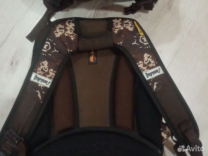 Рюкзаки школьные с ортопедической спинкой и другие