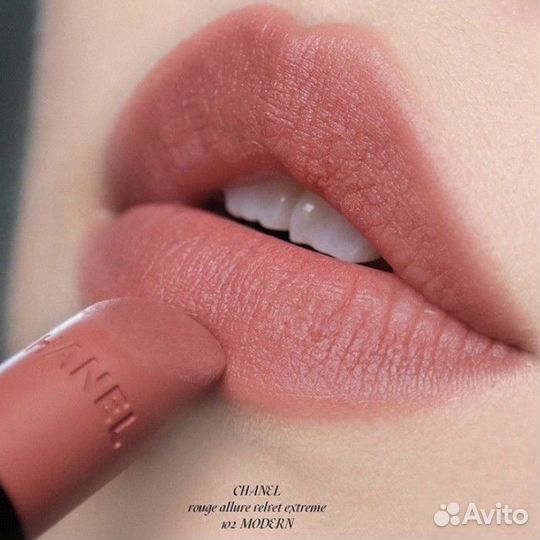 Chanel помада матовая 102 modern