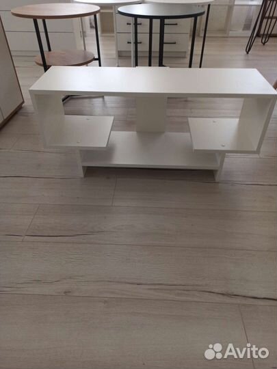 Тумба под тв белая