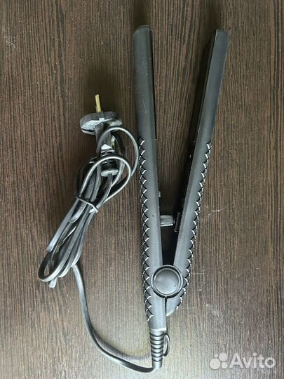 Выпрямитель для волос