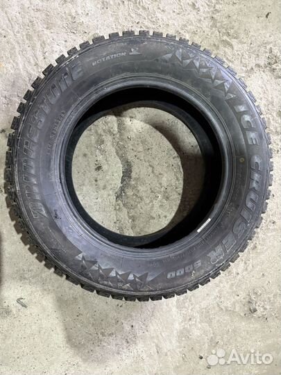 Bridgestone Ice Cruiser 5000 205/60 R15