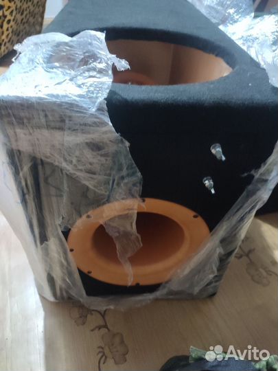 Сабвуфер 12 с коробом