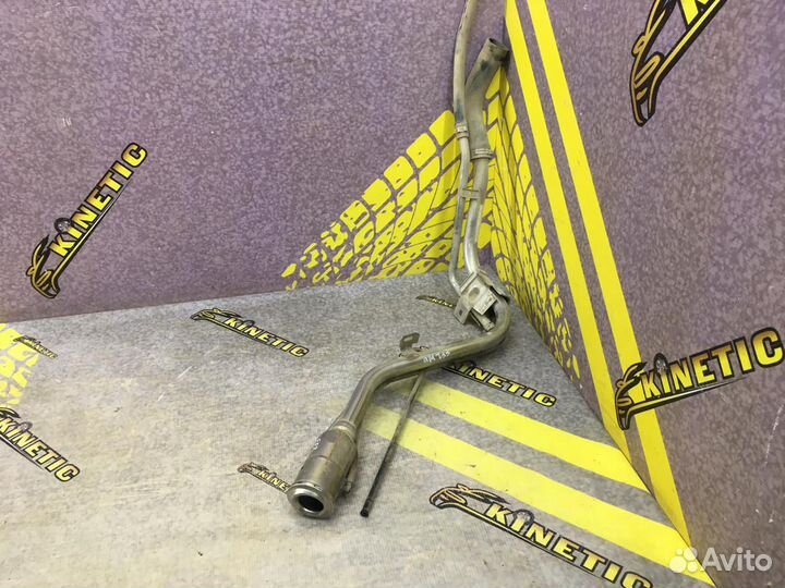 Горловина топливного бака Форд Фокус 2