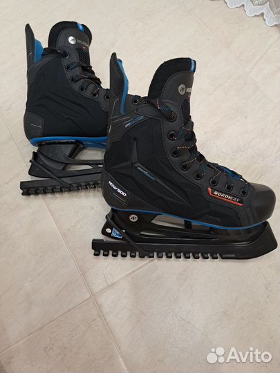Коньки хоккейные