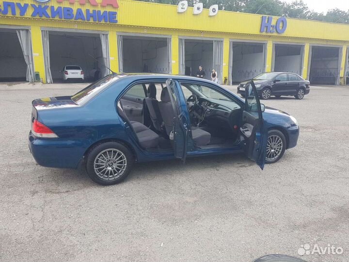 Mitsubishi Lancer 1.6 МТ, 2005, 230 000 км