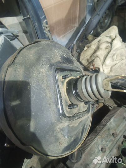 Вакуумный усилитель тормозов бмв е36