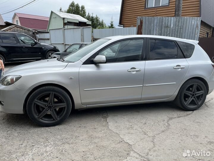 Mazda 3 1.6 МТ, 2008, 273 408 км