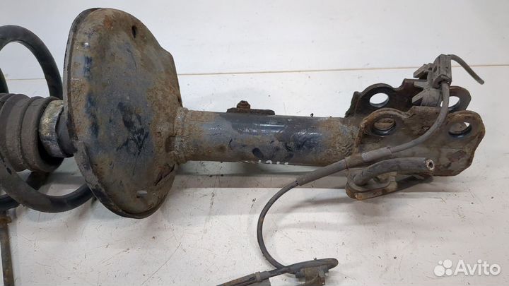 Амортизатор подвески Lexus RX, 2001