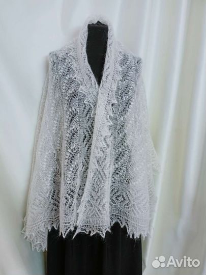 Палантин пуховый