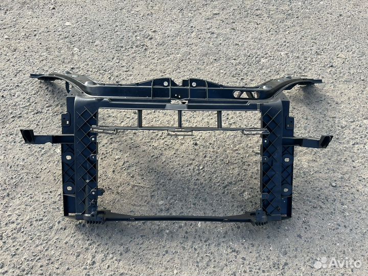 Рамка радиатора Ford Fusion (03-12)