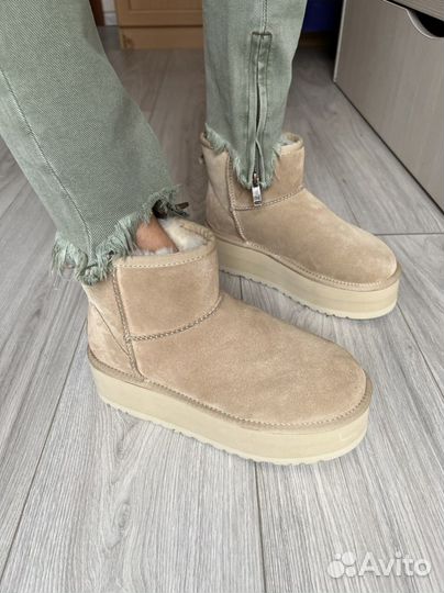 Угги на платформе UGG Mini Platform Sand