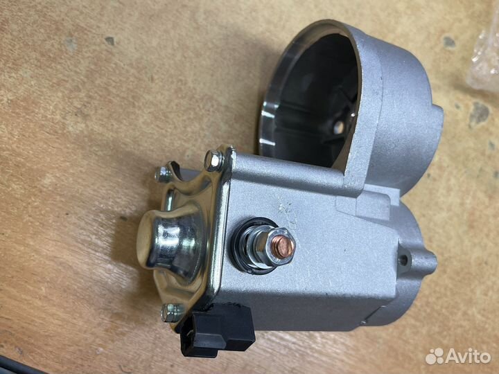 Продам реле втягивающее ST2815064310