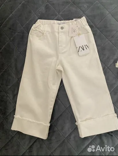 Zara джинсы новые 4-5 лет. Оригинал