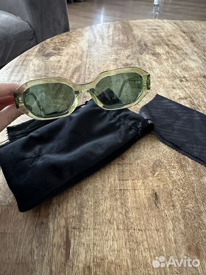 Солнцезащитные очки