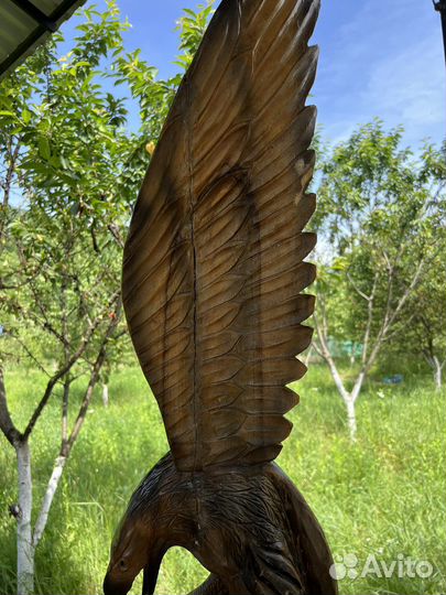 Статуэтка Орла