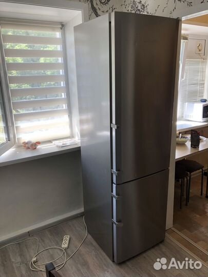 Холодильник бу требуеться ремонт
