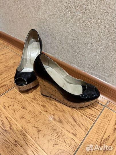 Туфли на танкетке 36 Christian louboutin