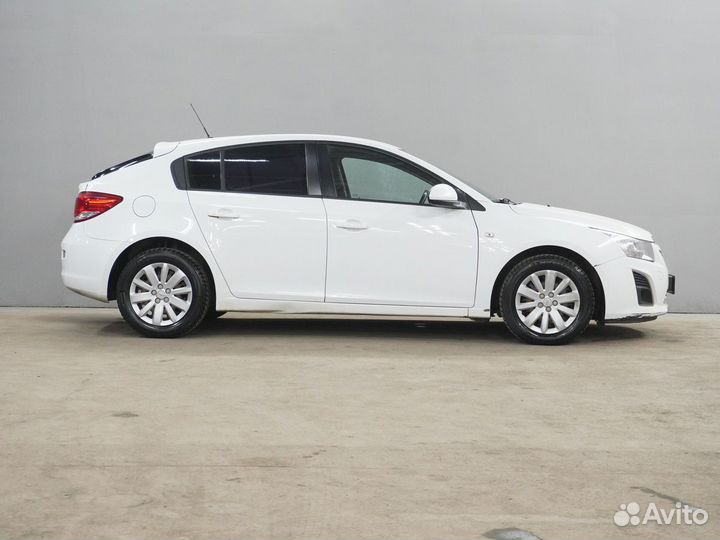 Chevrolet Cruze 1.6 AT, 2013, 203 270 км