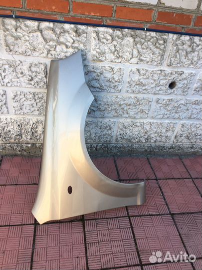 Крыло лачети переднее правое седан