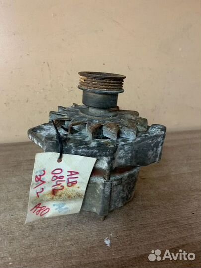 Генератор Audi 80 A6 на запчасти