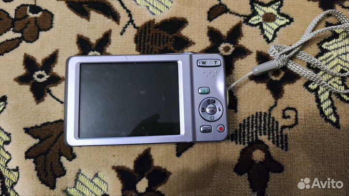 Компактный фотоаппарат fujifilm