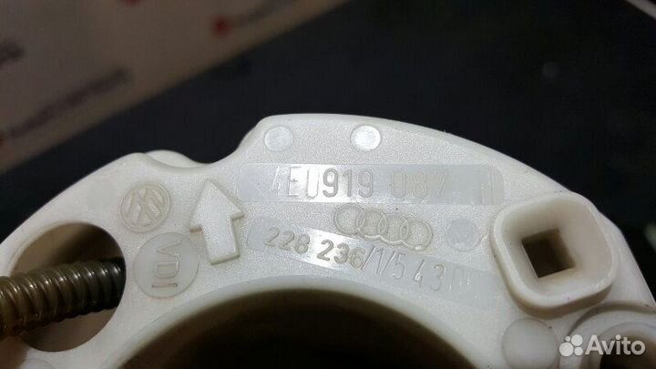 Топливный насос Audi S8 D3 BSM 2006