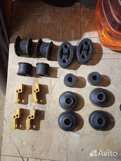 Втулки стабилизатора и рычагов Хонда Концерто